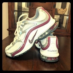 Nike REAX sneakers. Size 6